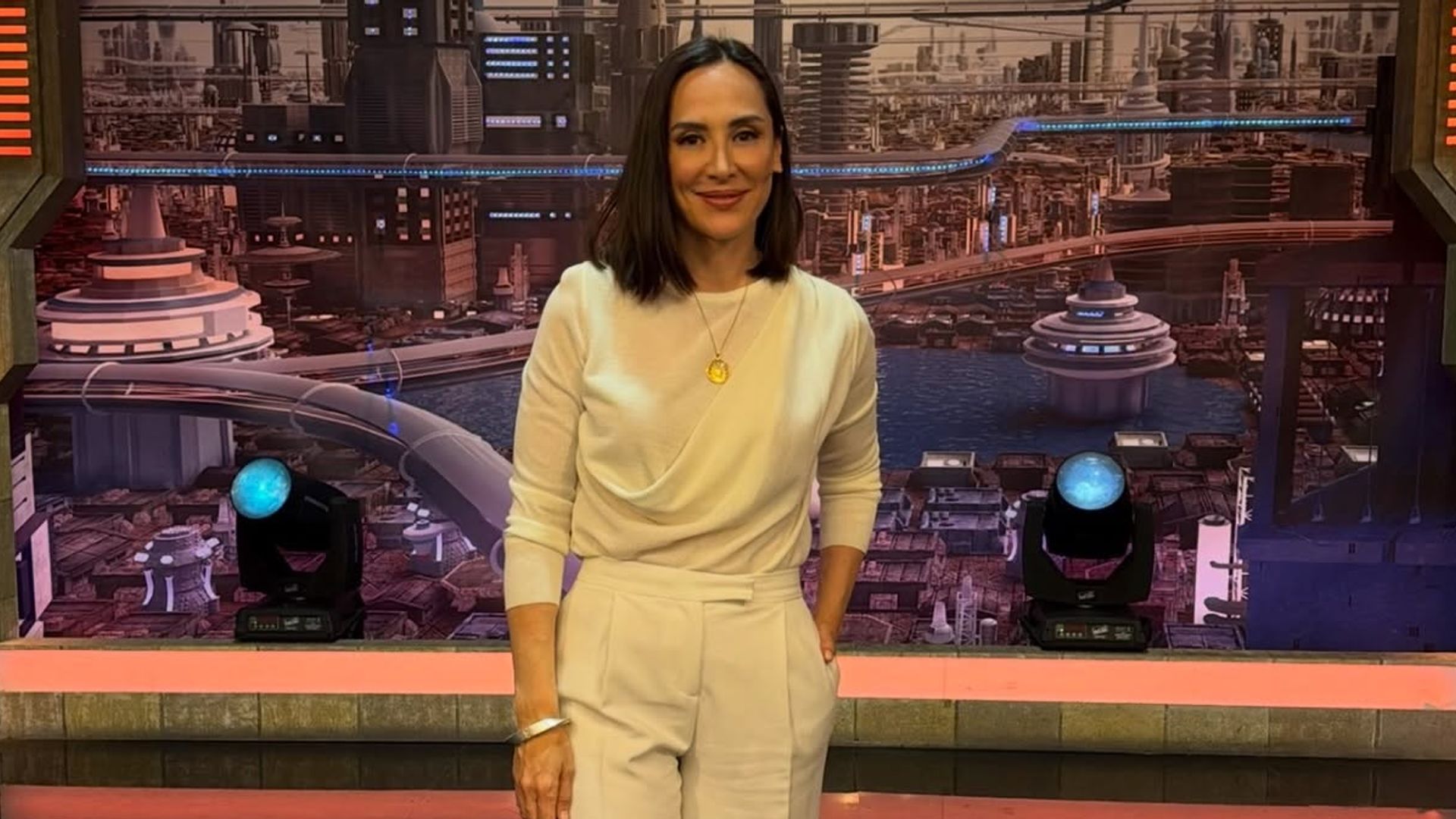 Tamara Falcó vuelve a conseguir alargar su silueta: "Sigue los pasos de Victoria Beckham y estiliza mucho"