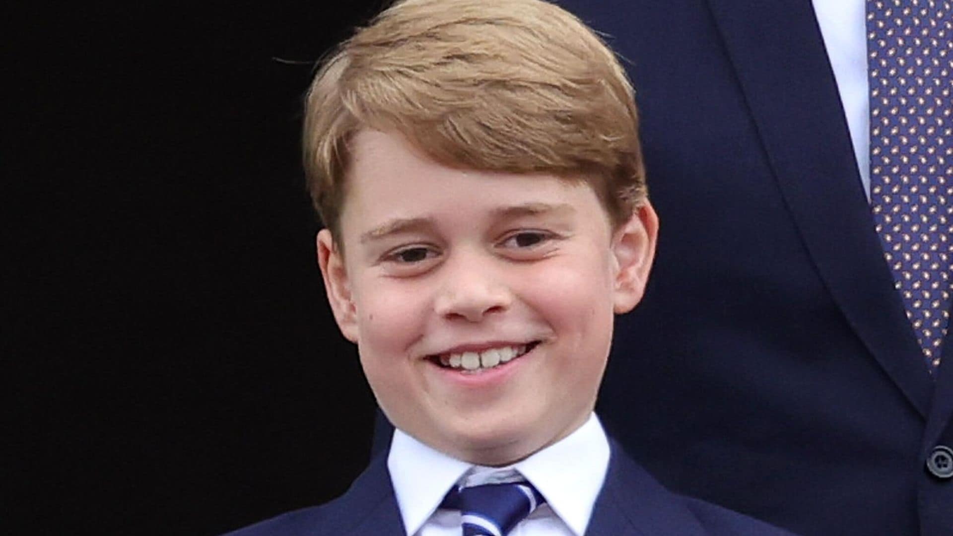 Aunque es un príncipe, George de Cambridge tiene que hacer esta peculiar tarea en la finca familiar