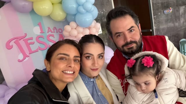 Aislinn Derbez y José Eduardo Derbez, en la fiesta de cumpleaños de Tessa.