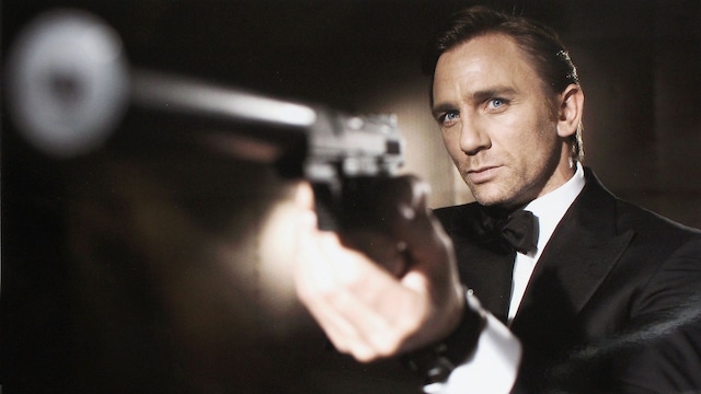 Daniel Craig fue presentado como el legendario agente secreto británico 007 en la película Casino Royale el 14 de octubre de 2005 en Londres