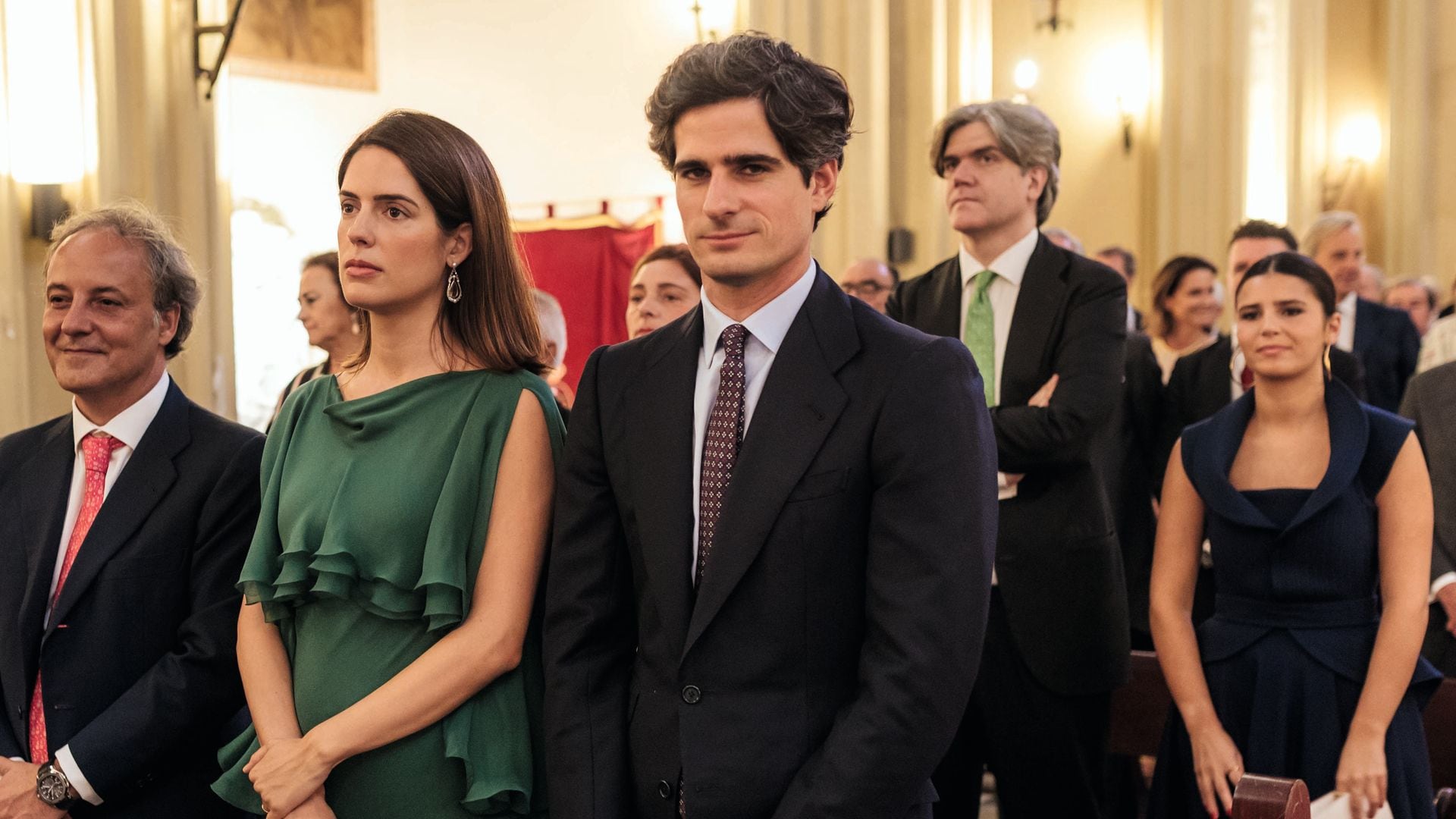 Los duques de Huéscar, Fernando Fitz-James Stuart y Solís y Sofía Palazuelo, con Narcís Rebollo, marido de Eugenia Martínez de Irujo. Detrás, su hija, Tana Rivera, con su primo Jacobo Fitz-James Fernández de Castro