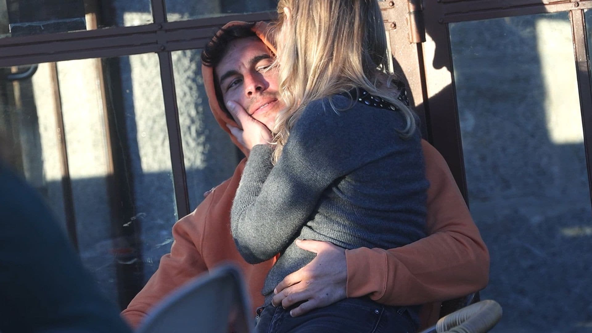 Mario Casas y Deborah François han vuelto y estas son las imágenes que lo demuestran