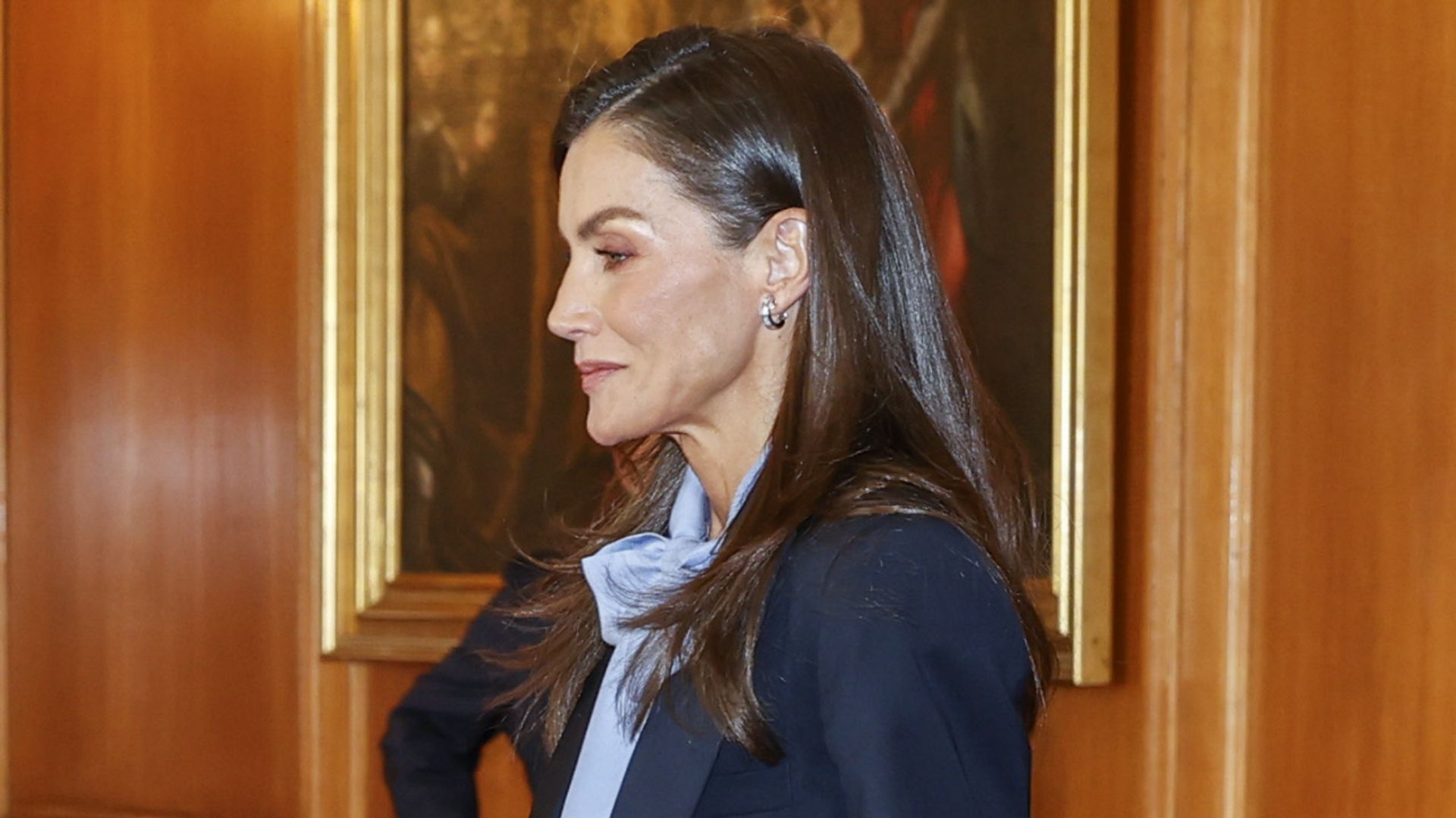 La reina Letizia durante la audiencia a los galardonados con las Medallas de Asturias 2026, celebrada en Oviedo el viernes 23 de octubre.
