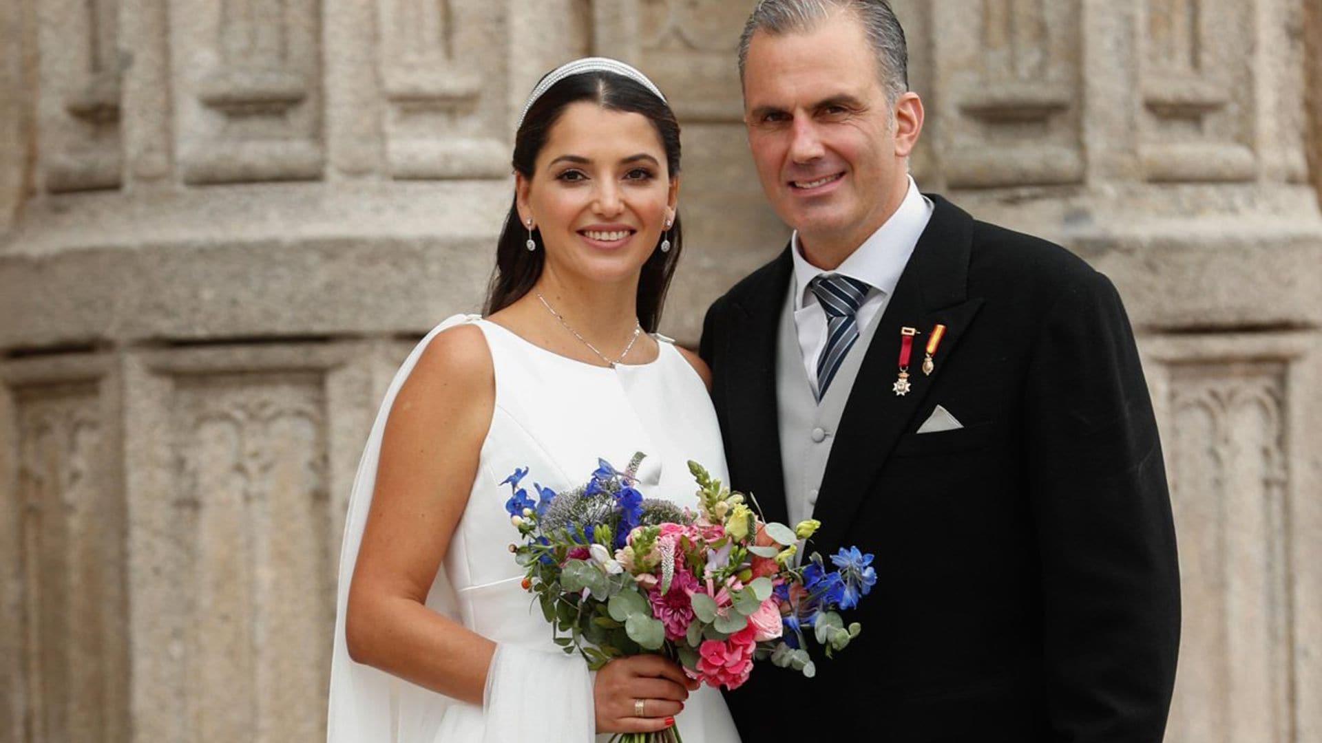 Javier Ortega Smith se casa con la mexicana Paulina Sánchez, en Toledo y al son de mariachis