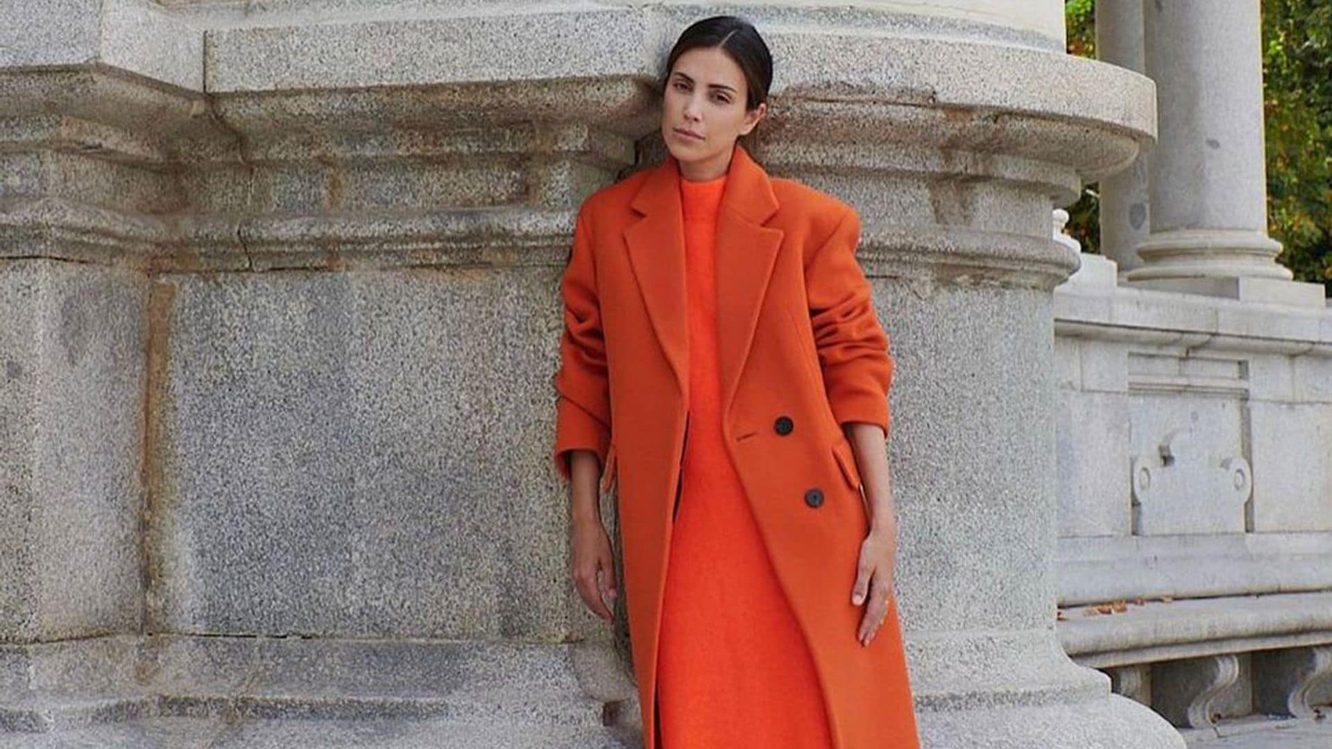 Sassa de Osma adelanta el look de Massimo Dutti que más estiliza y potencia el bronceado