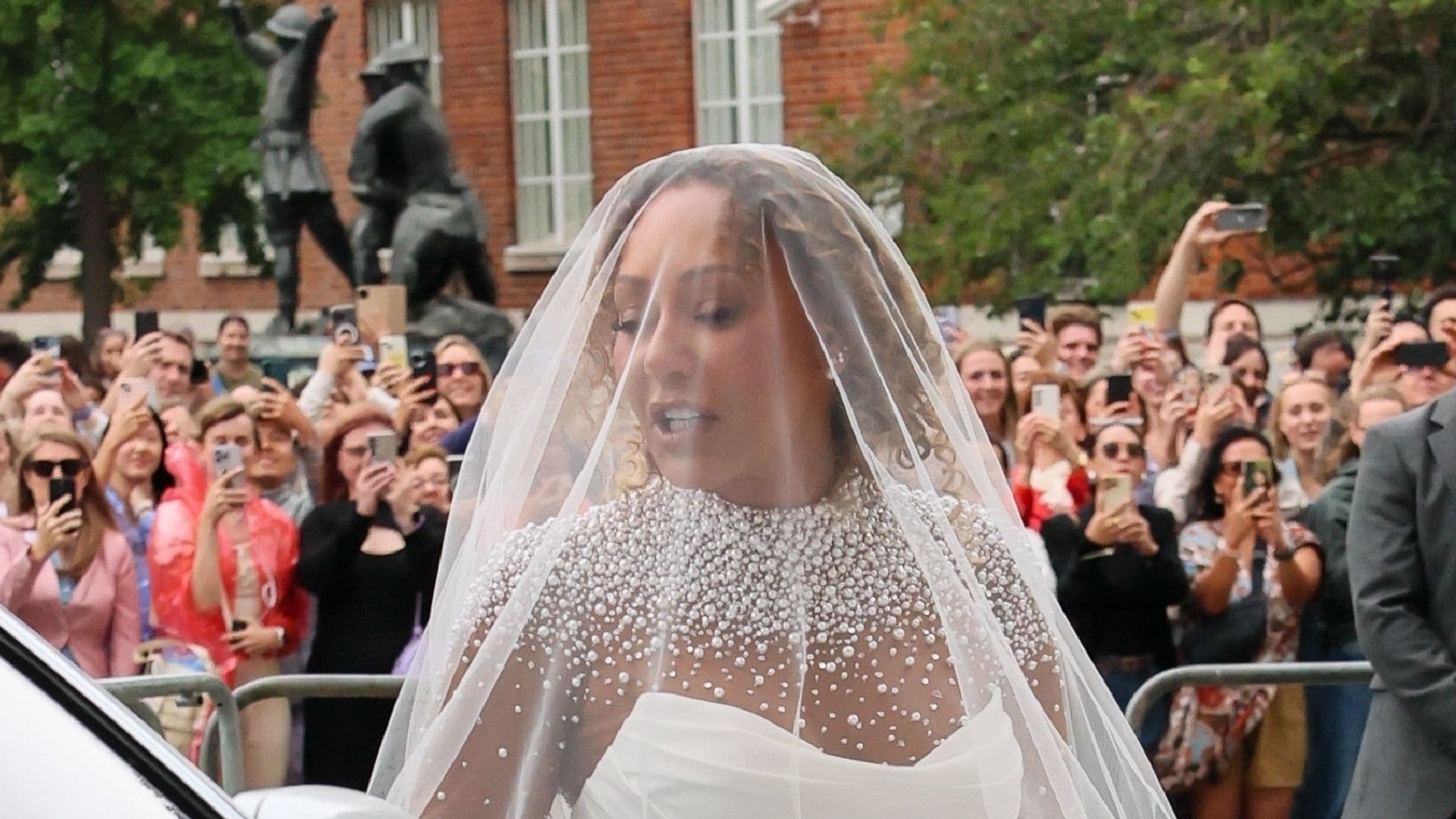 Mel B se casa por tercera vez y solo cuenta con el apoyo de una Spice Girl