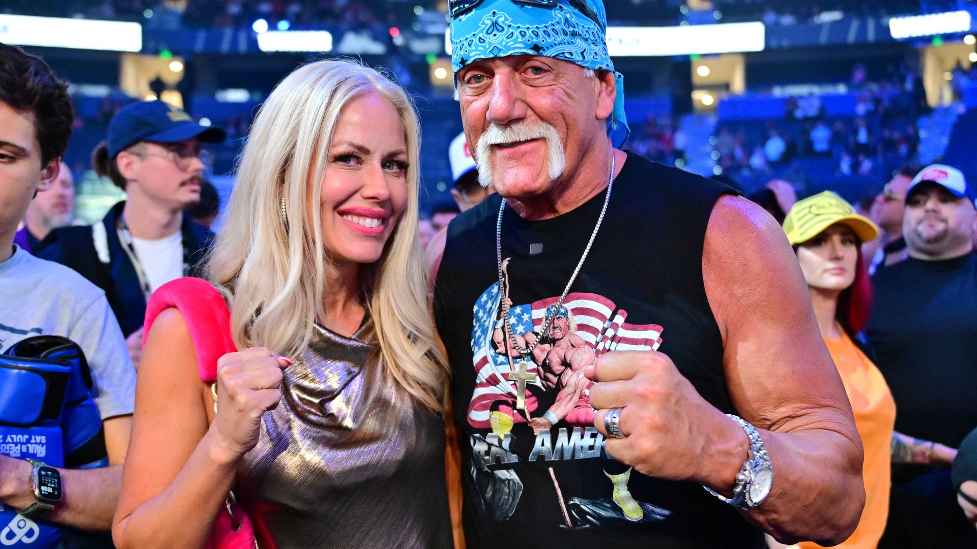 Así es Sky Daily, la viuda de Hulk Hogan: instructora de yoga, contable y 25 años menor que él