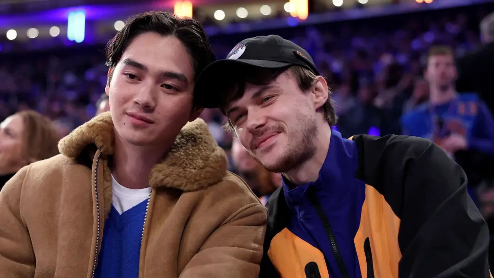 El beso Christopher Briney y Sean Kaufman muy celebrado por los fans de 'El verano en que me enamoré"