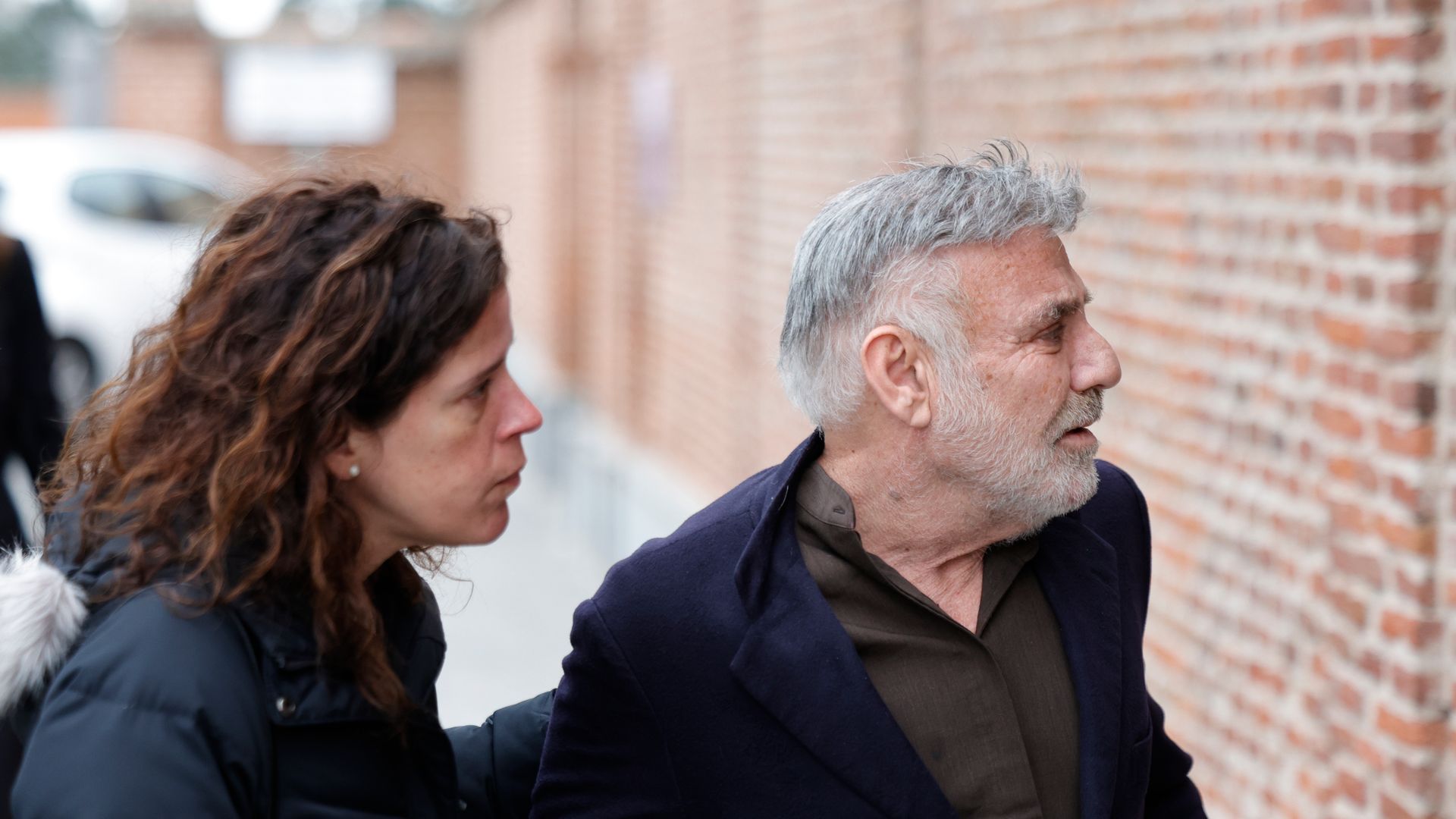 El dolor de Joaquín Torres en el entierro de su padre