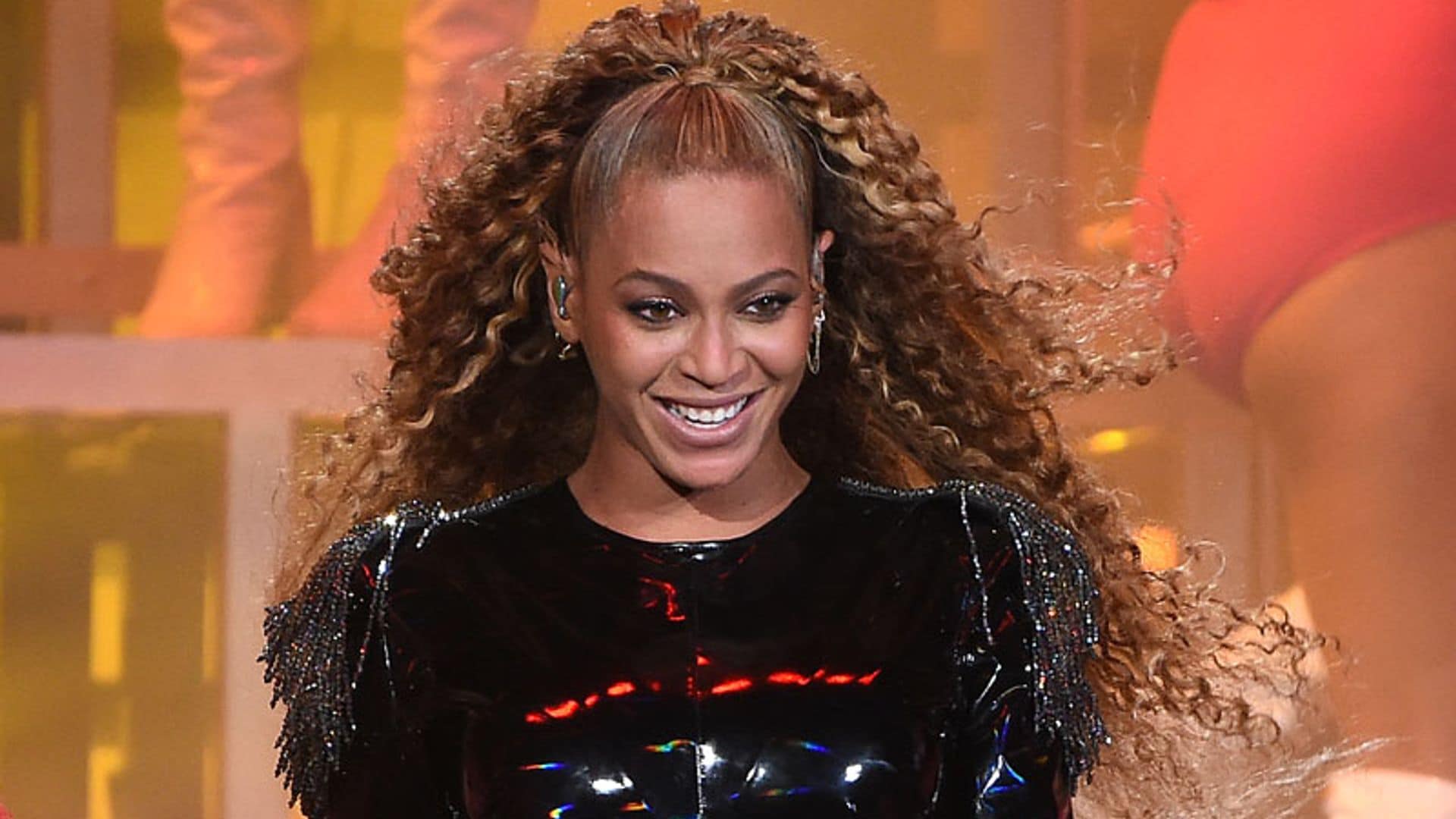 Beyoncé: oda al barroquismo de Versace en su último concierto