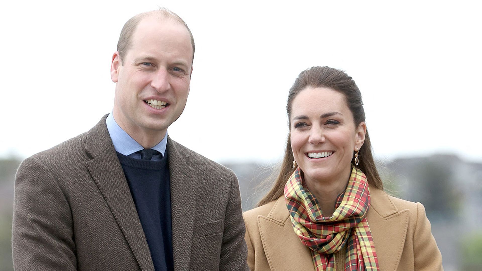 Los duques de Cambridge surcan los mares en su visita oficial a las Islas Orcadas en Escocia