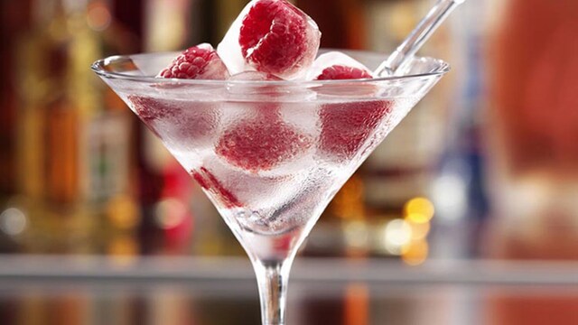 coctel ginebra frambuesas