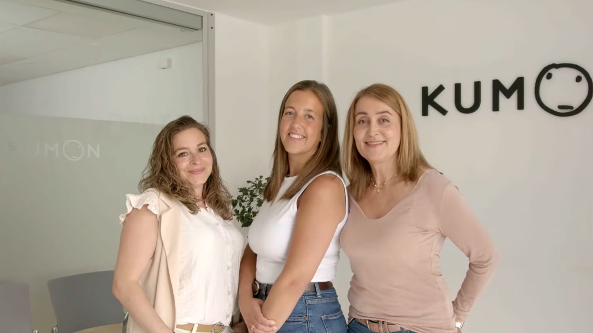 Cambiar de sector sin empezar de cero: la salida profesional que cada vez conquista a más mujeres de entre 30 y 50 años