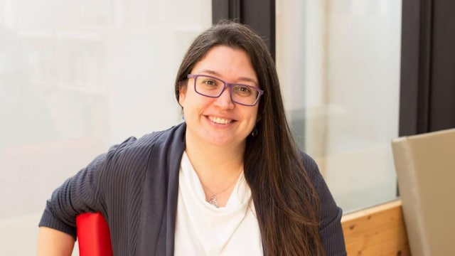 alba padr presenta 39 mucha teta 39 
