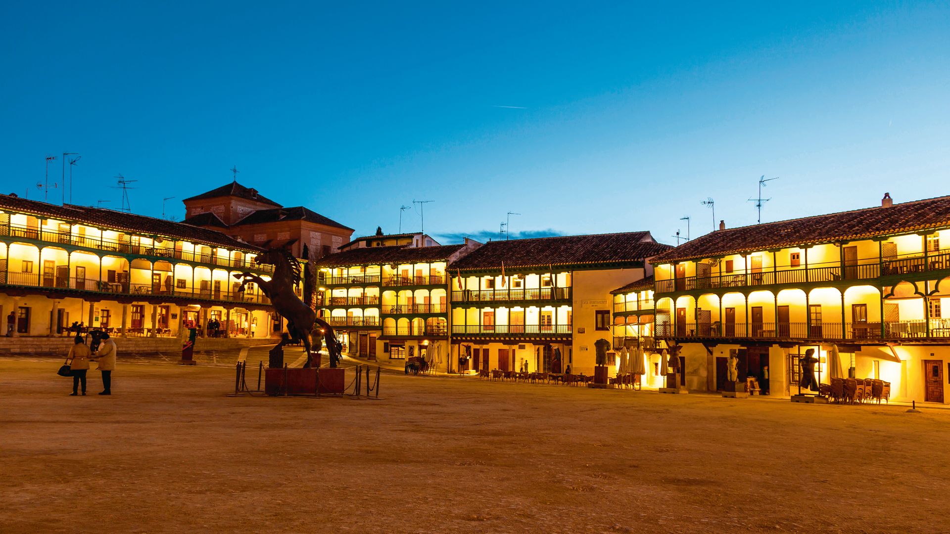 Plaza Mayor de Chinchón Madrid de noche