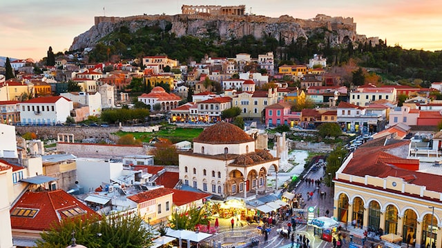 grecia atenas barrio Monastiraki plaza