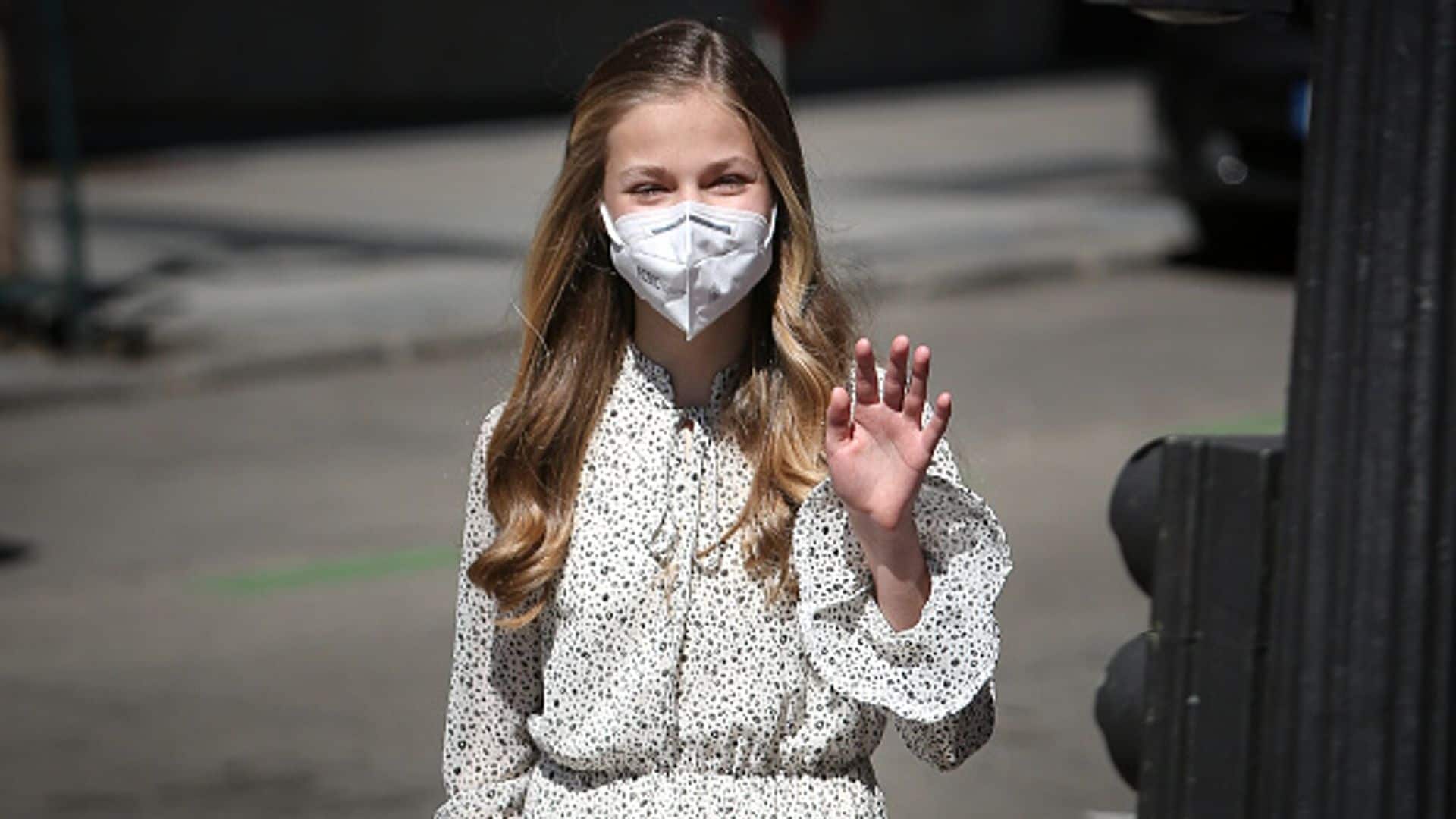 En solitario, la princesa Leonor preside su primer acto público