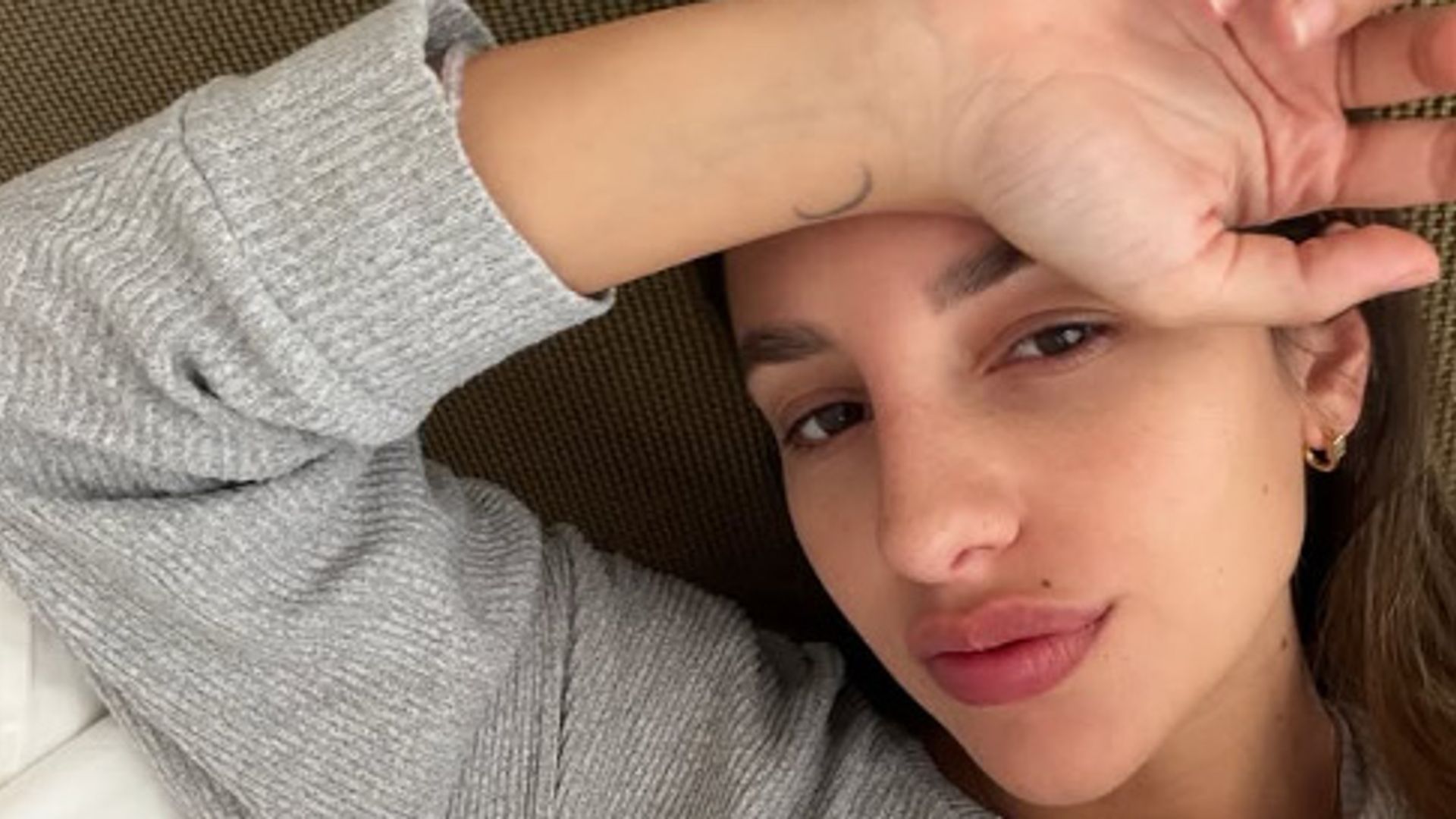 Luna Serrat comparte su realidad más dura: los problemas que complican su embarazo múltiple