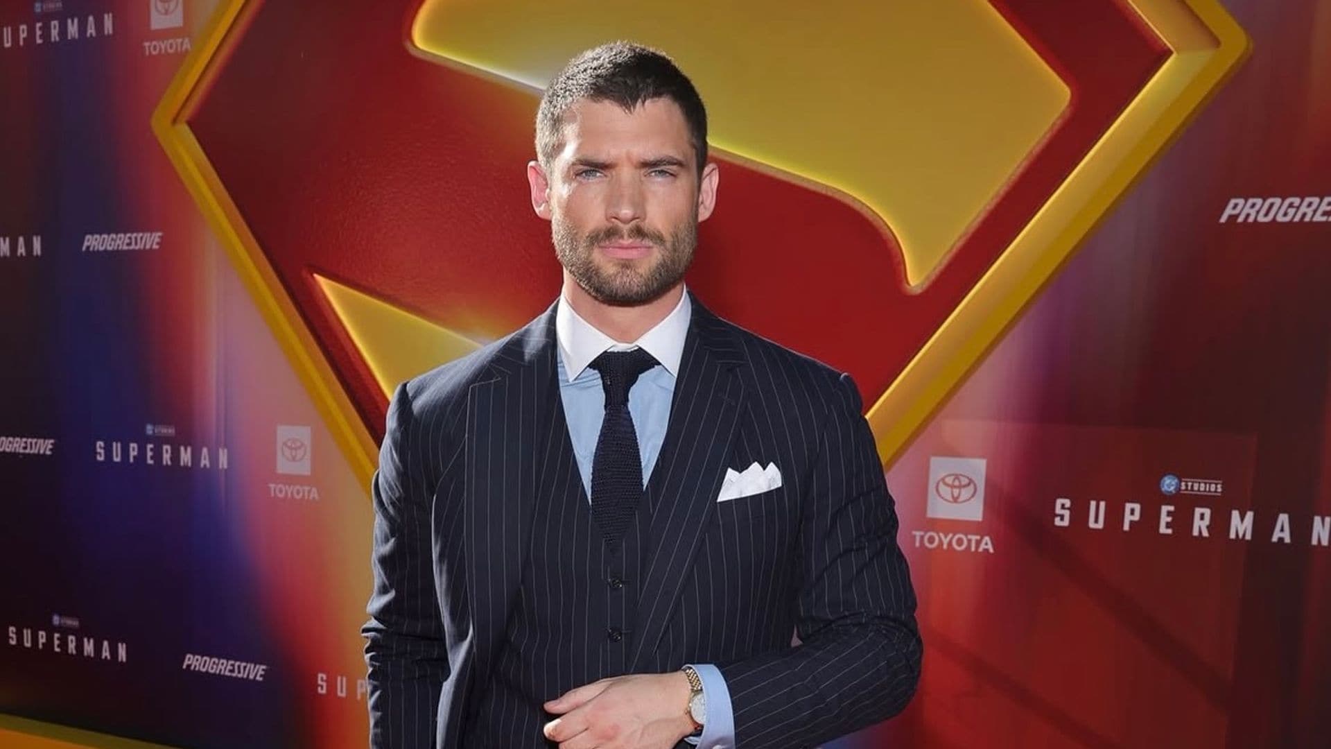 Así es David Corenswet, el nuevo 'Superman': casado, padre y aficionado a la fontanería