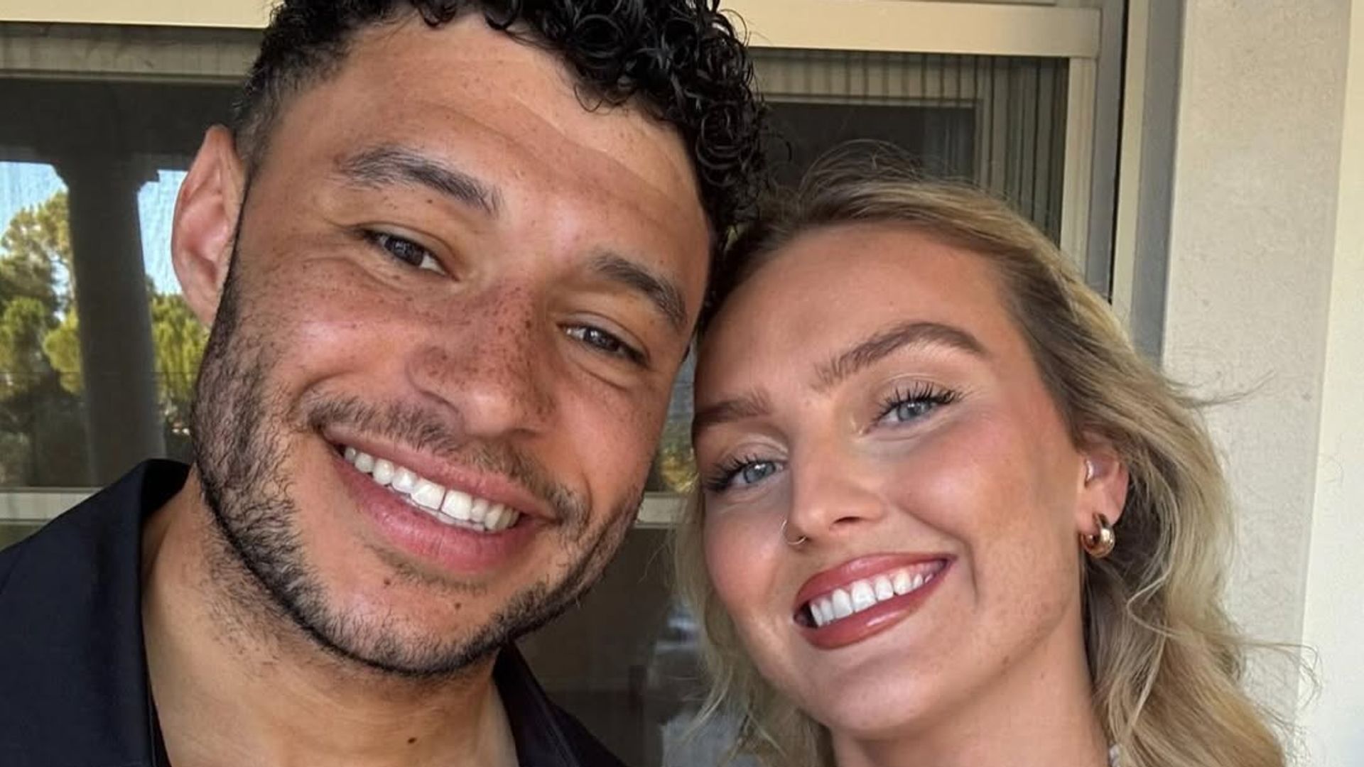 La cantante Perrie Edwards y el futbolista Alex Oxlade-Chamberlain se han casado este sábado en Portugal