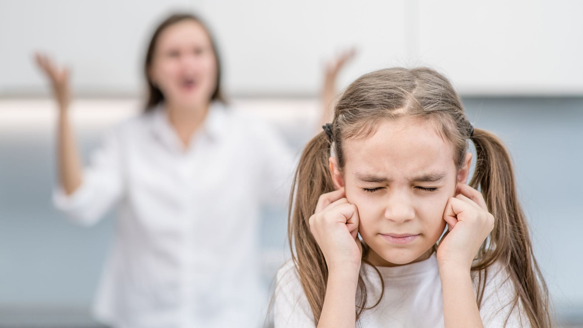 Madre pierde los nervios con su hija