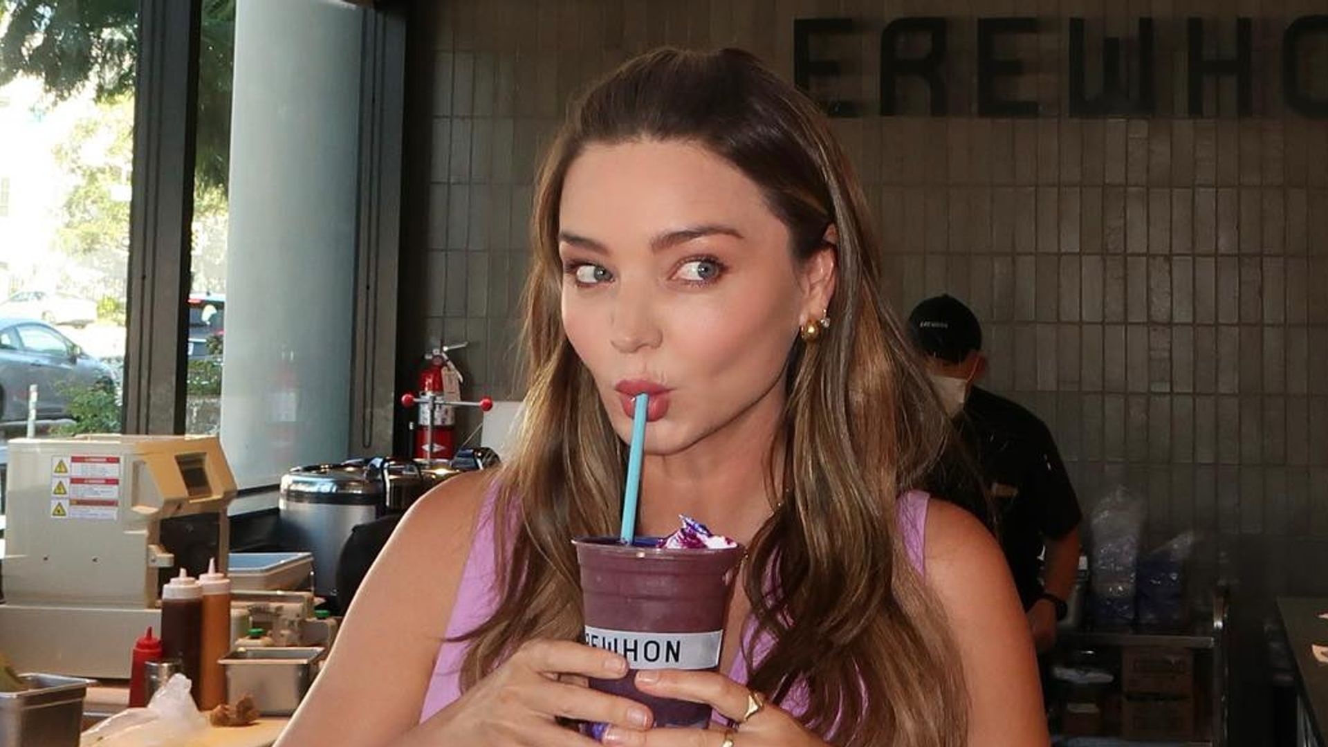 Miranda Kerr Reveals the Secrets of Her Organic Diet and Wellness Routine