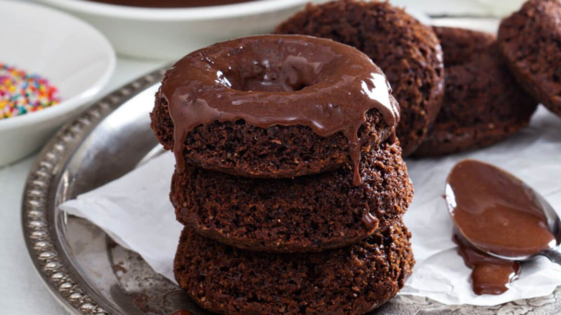 Dónuts de chocolate al horno