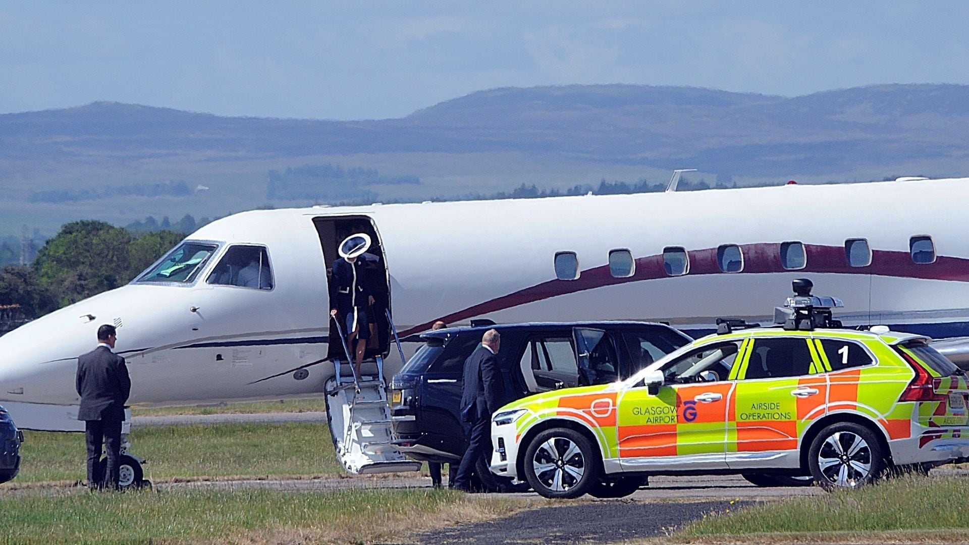 Kate Middleton viaja a Escocia en un jet de 23 millones de euros y la imagen da la vuelta al mundo