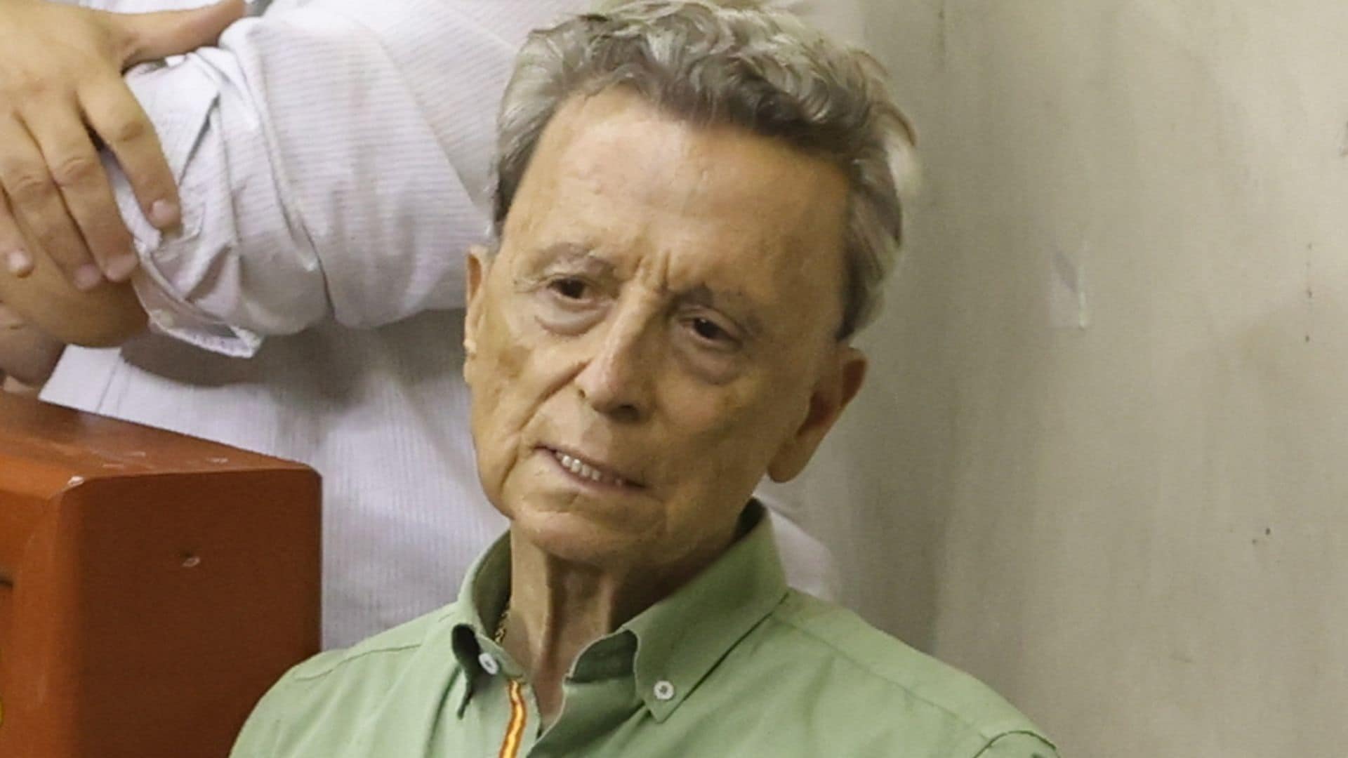Ortega Cano reaparece 'bien y tranquilo' para sorprender a Gloria Camila en pleno directo