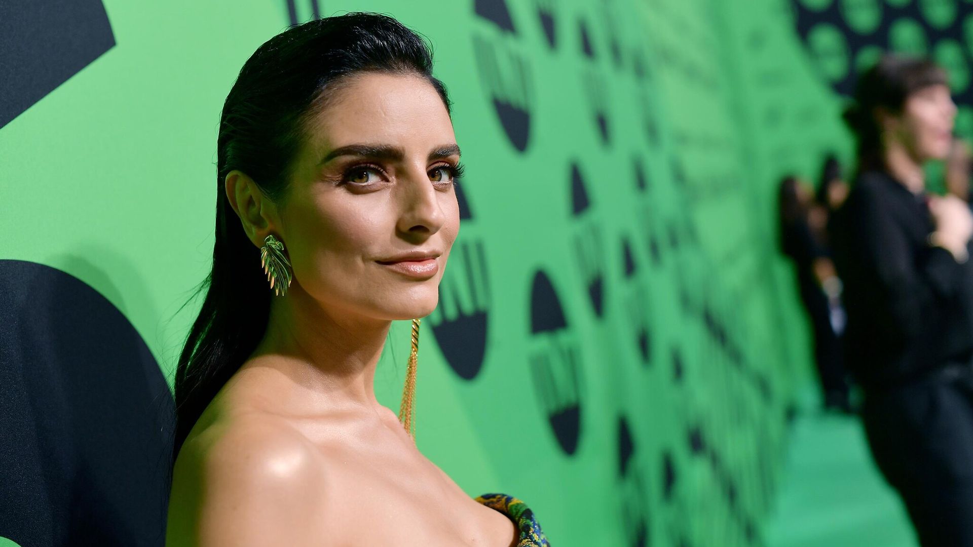 Aislinn Derbez responde a rumores de supuesta separación con Mauricio Ochmann