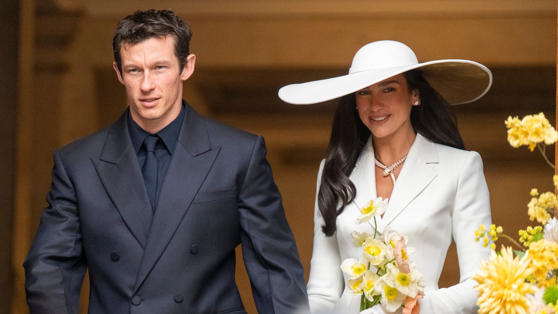 Dua Lipa y Callum Turner se casan en Londres: la ceremonia discreta antes de la boda de lujo en Italia