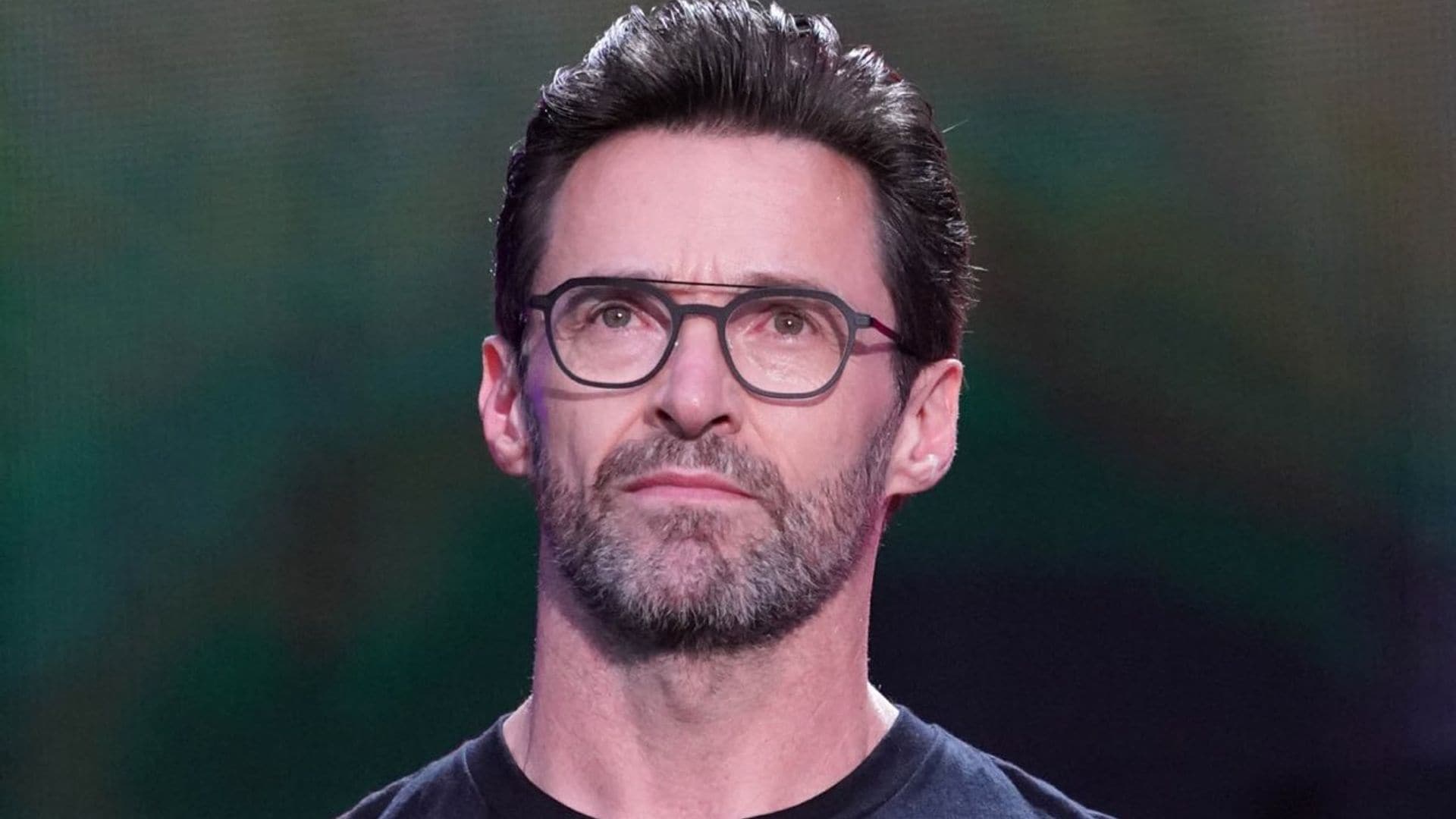 Hugh Jackman anuncia su positivo en covid y explica cómo afecta a su musical de Broadway