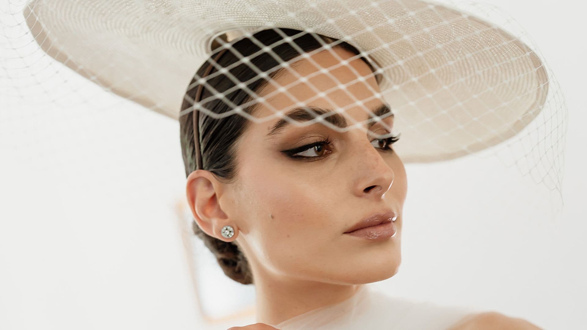 Potencia tu mirada como estas novias virales y deslumbra en tus fotos de boda