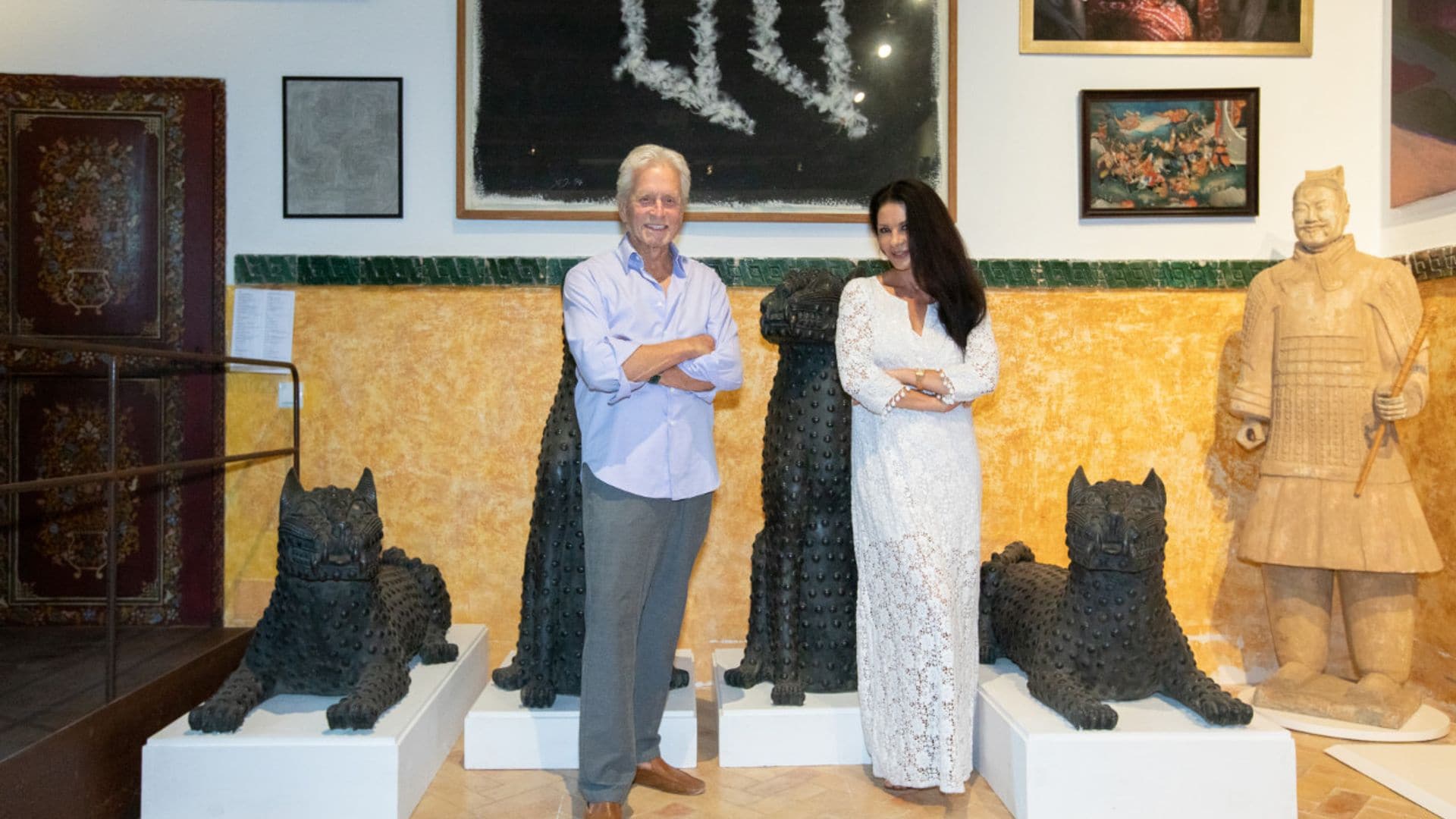 El plan cultural de Michael Douglas y Catherine Zeta Jones en Mallorca que los conecta con su mansión balear