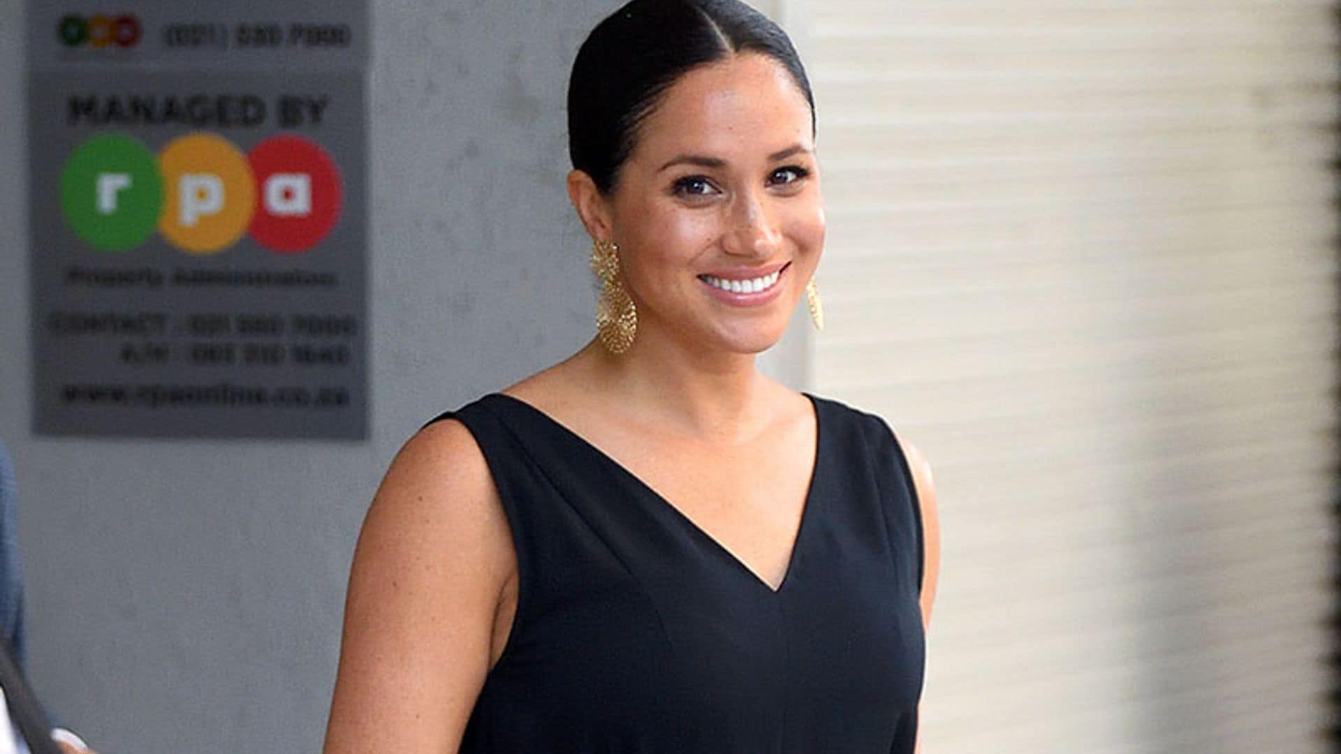 El famoso mono antiarrugas de Meghan Markle está rebajado (y no tardará en agotarse)