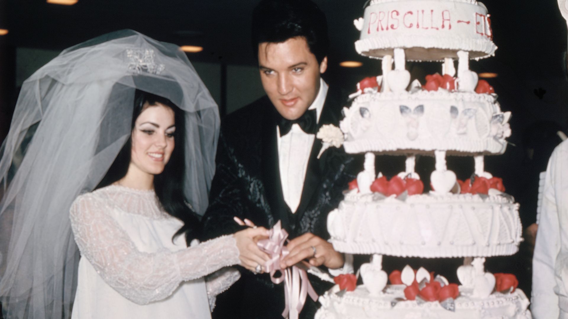 Vestidos de las novias del rock Elvis y Priscilla Presley