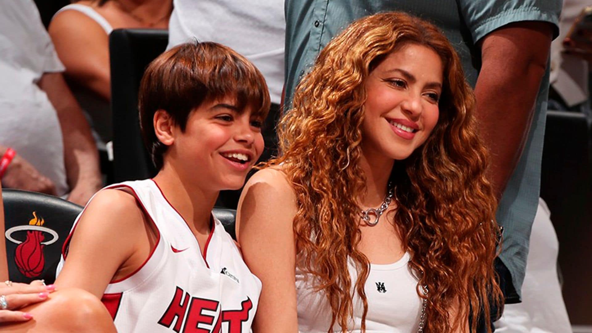 Shakira reaparece con su hijo tras los titulares que han acaparado esta semana Piqué y Clara Chía