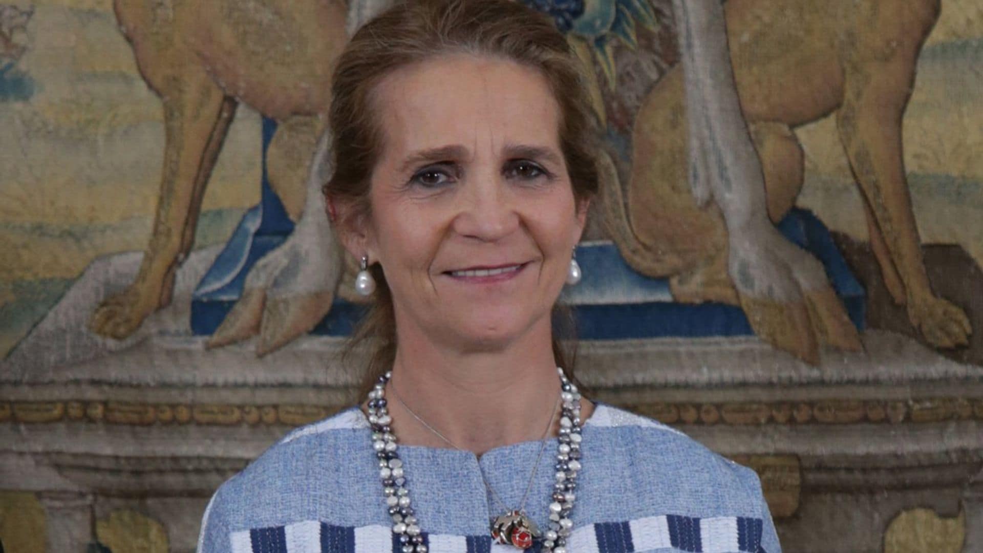 Las imágenes de la llegada de la infanta Elena de Abu Dabi tras visitar a su padre