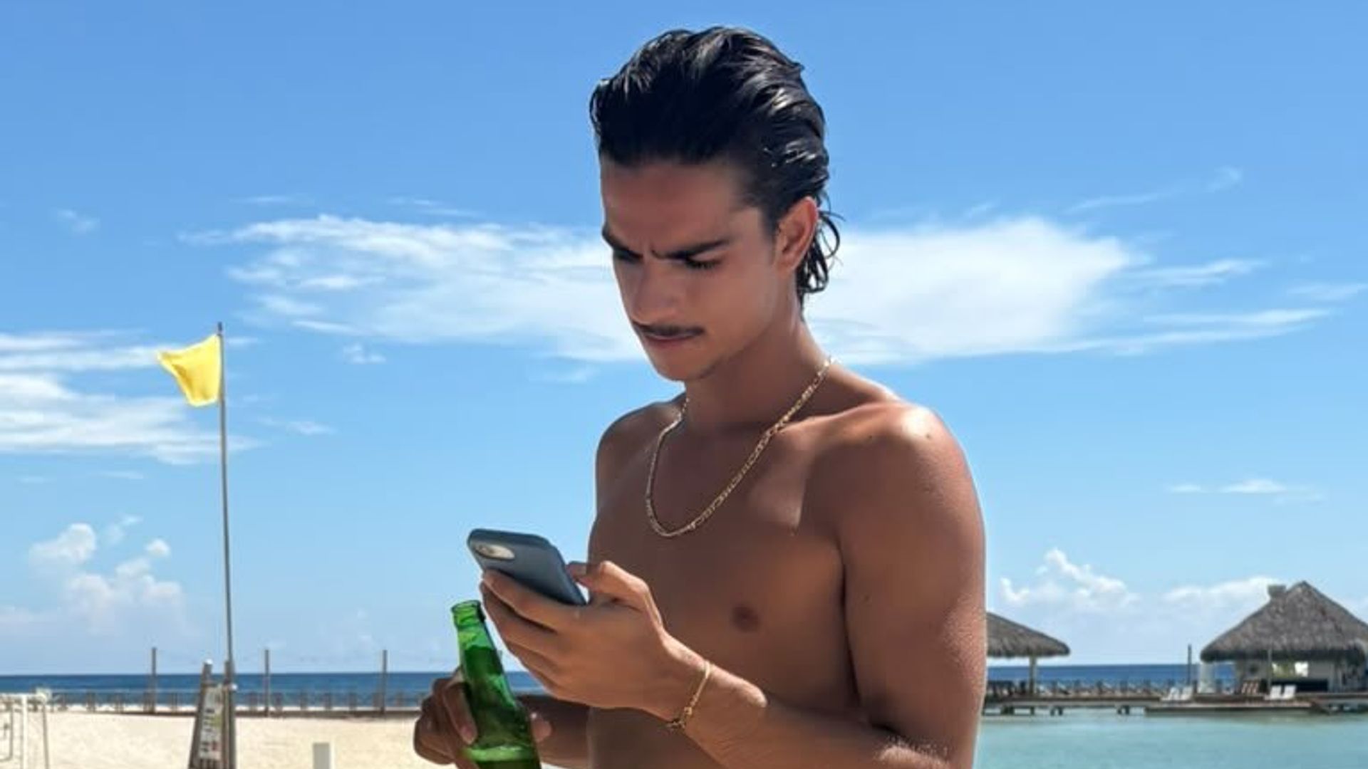Pedro Antonio, en la playa