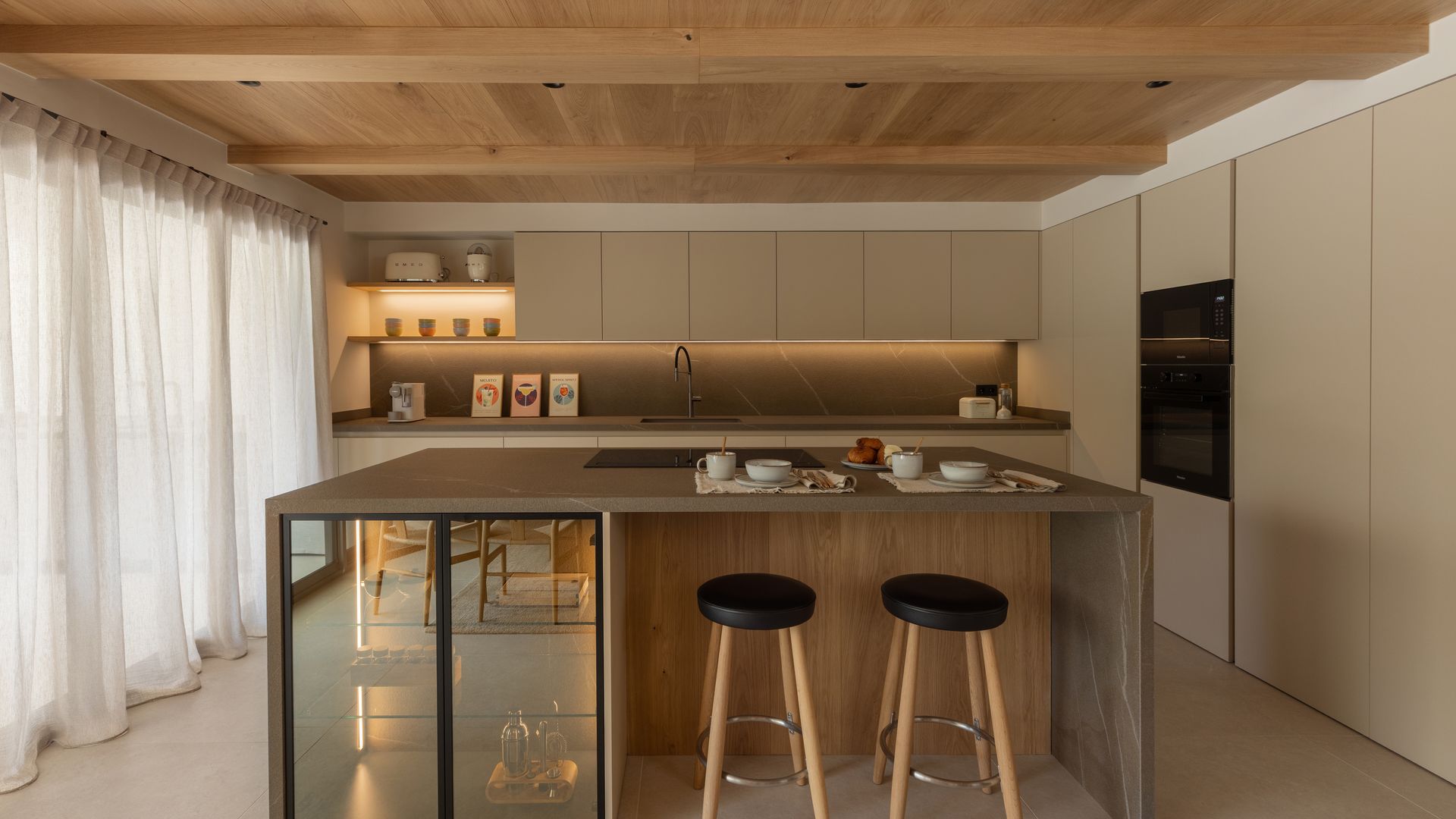 Cocina con mobiliario de Rekker en un proyecto firmado por Estudi Nualart.
