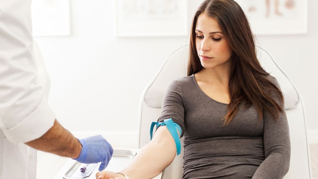 mujer analiis sangre
