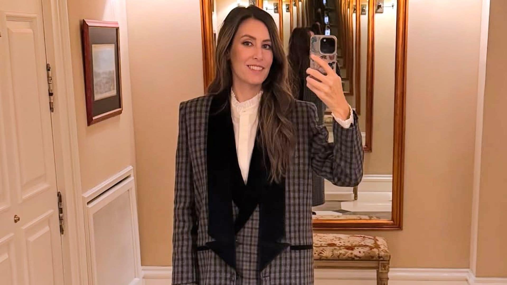Ana Boyer con look de firma española.