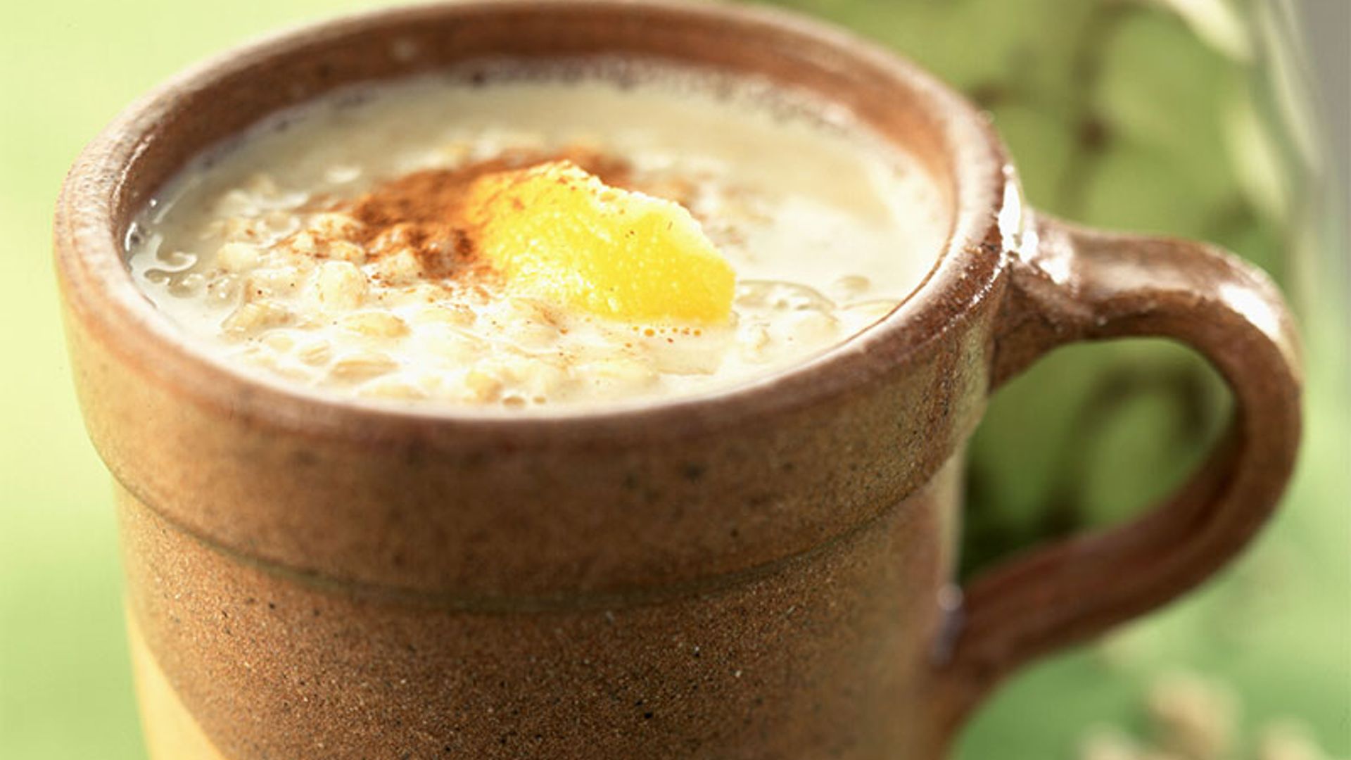Avena con leche de chirimoya