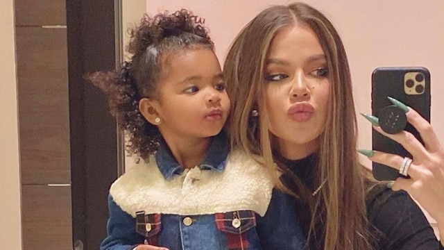 khlo kardashian y su hija true thompson