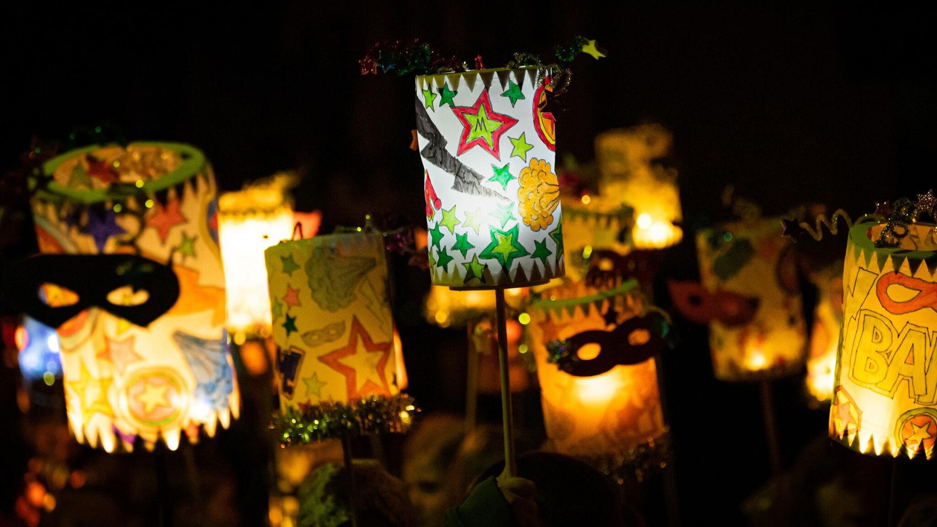 Ideas para hacer farolillos e iluminar nuestra casa en las próximas noches de invierno