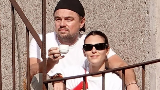 Leonardo DiCaprio y su novia, la modelo italiana Vittoria Ceretti, durante una visita a Roma en octubre de 2024.