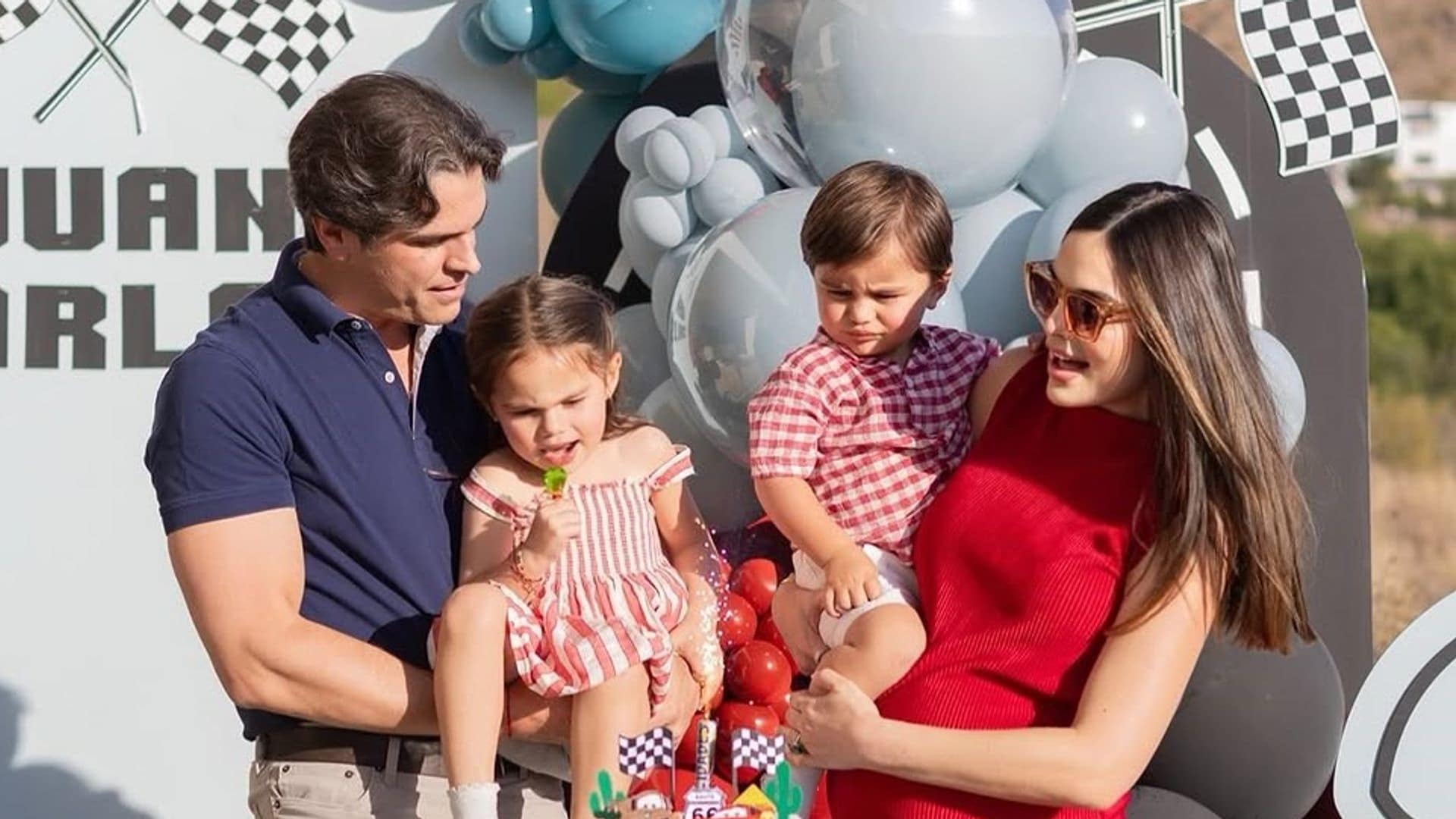 Ximena Navarrete celebra los 2 años de su hijo, en la recta final de su embarazo
