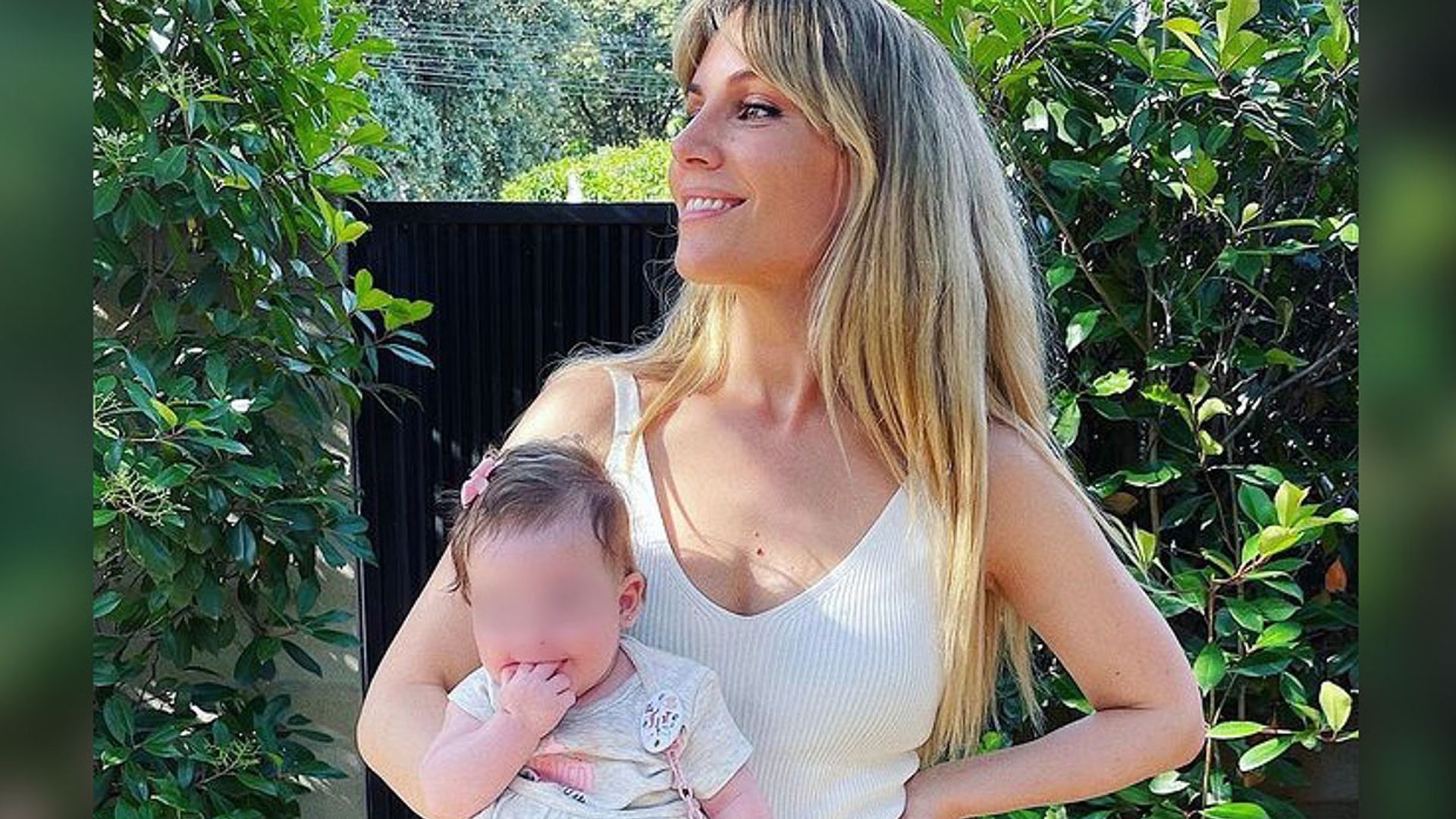 ¡Yanay cumple 4 meses! Y Edurne se derrite con esta fotografía de David de Gea con la niña