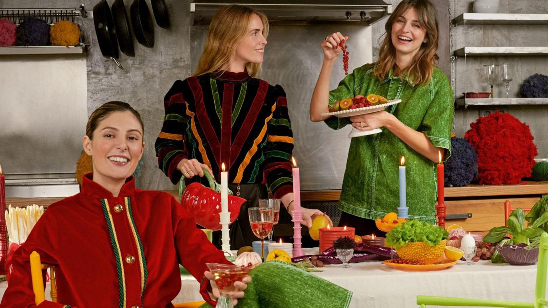 En ¡HOLA!: María de la Orden, Blanca Miró y Gabriela Palatchi, la Navidad más ‘chic’ entre amigas