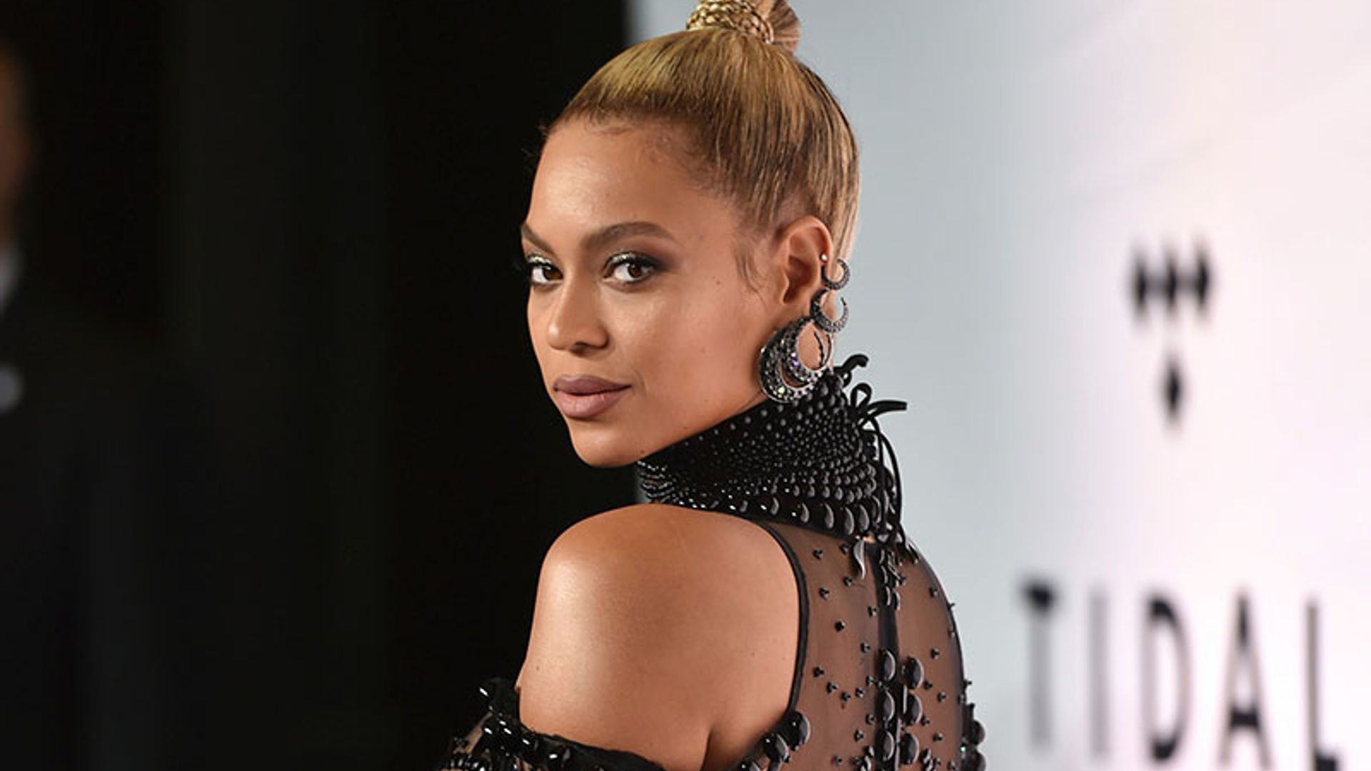 Beyoncé reaparece con un look que no ha dejado indiferente a nadie